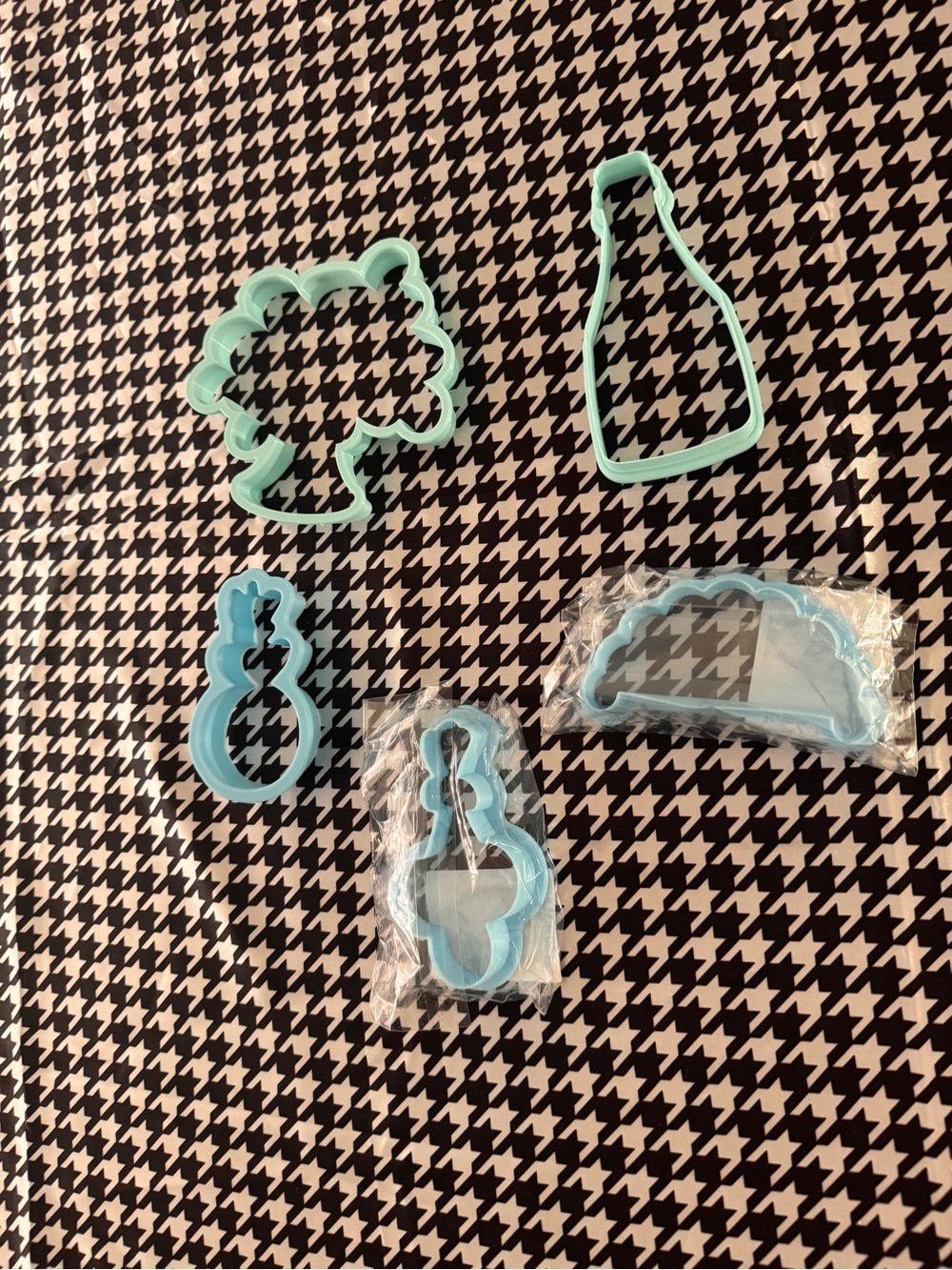 Light Blue Assorted Cookie Cutter - Picture 2 of 5